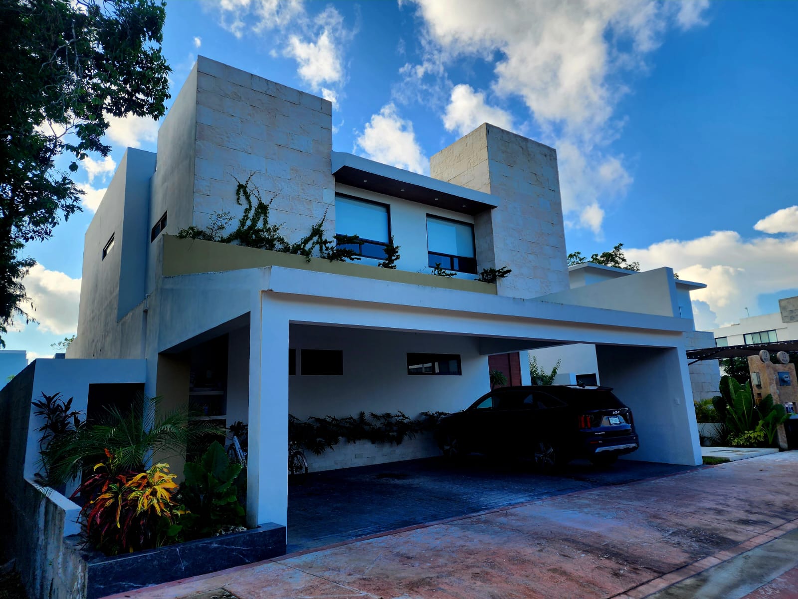 You are currently viewing CASA ARECAS