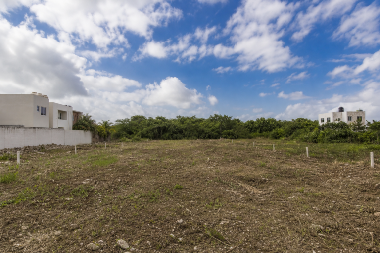 Read more about the article Santa Lucia 900m2 Lot in Santa Lucia, Cancún