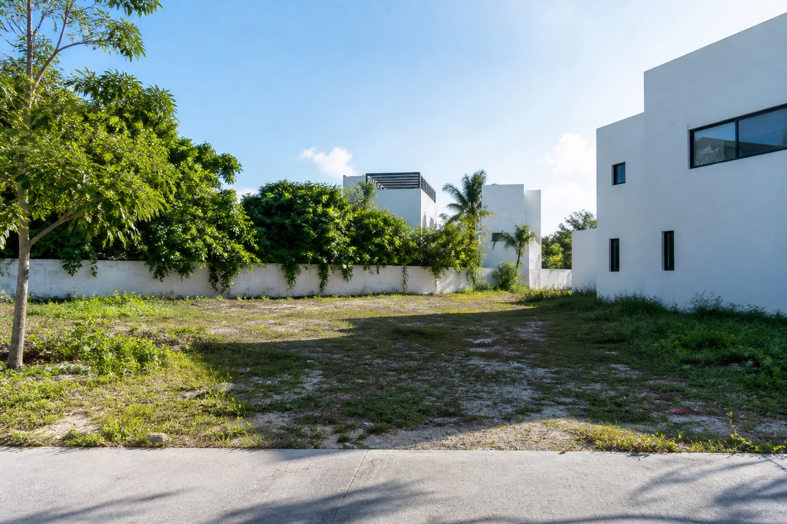 Read more about the article Puerto Cancun lot: 218 m2 Land in La Laguna