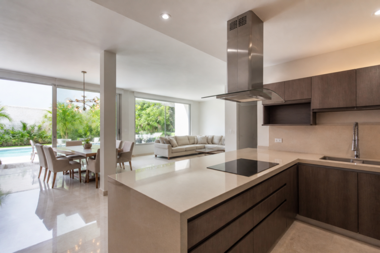 Read more about the article Lagos del Sol Residence: 378 m2 Buyer Overview